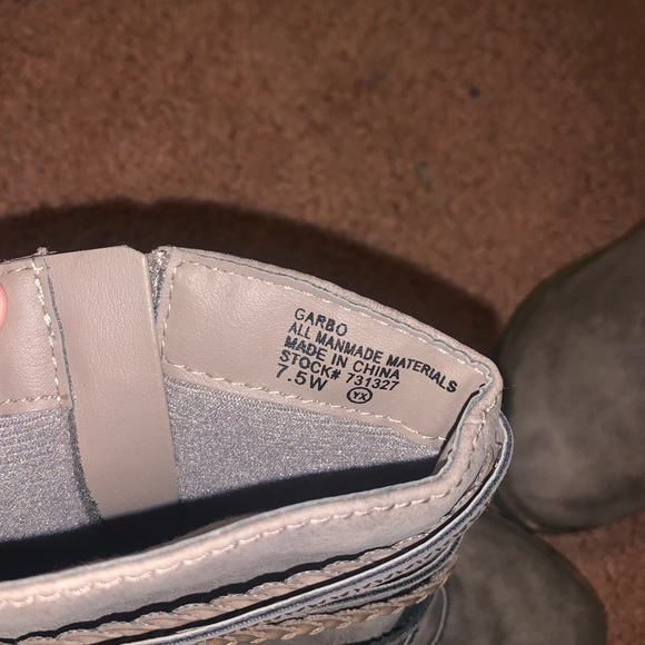 Women’s Brown Boots - Picture 4 of 4